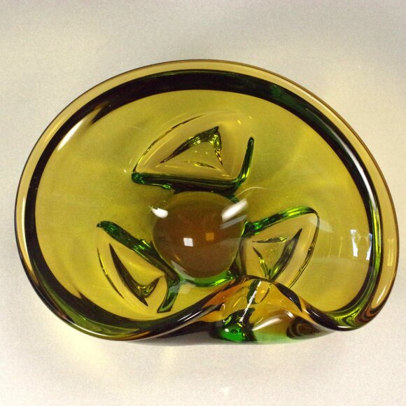Vintage Skrdlovice Czech Bohemian Art Glass Green and Amber Bowl Cased Glass - Picture 2 of 7